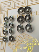 İnci Detaylı Oymalı Metal Düğme – Vintage & Şık Tasarım 23 mm 6 adet 18 mm 8 adet
