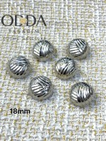 ✨ 6’lı 18 mm Gümüş Çapraz Dokulu Metal Düğme Seti – Klasik & Güçlü
